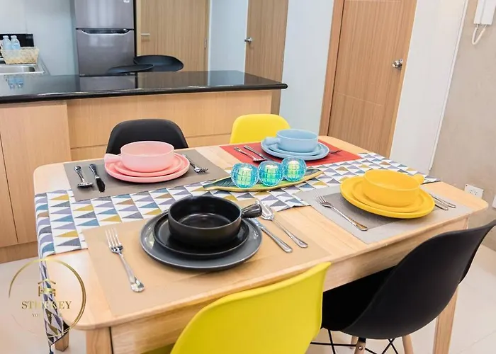 Moa Shore 3 New Modern One Bedroom 马尼拉