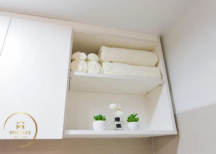 Moa Shore 3 New Modern One Bedroom 公寓 *